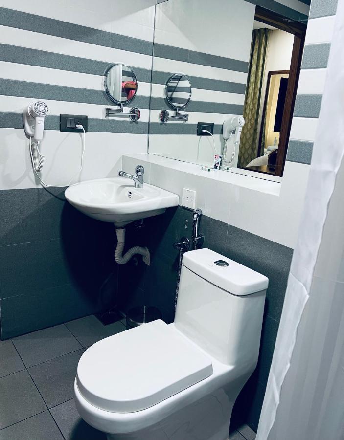 Hotel Seapark Kollam Eksteriør billede