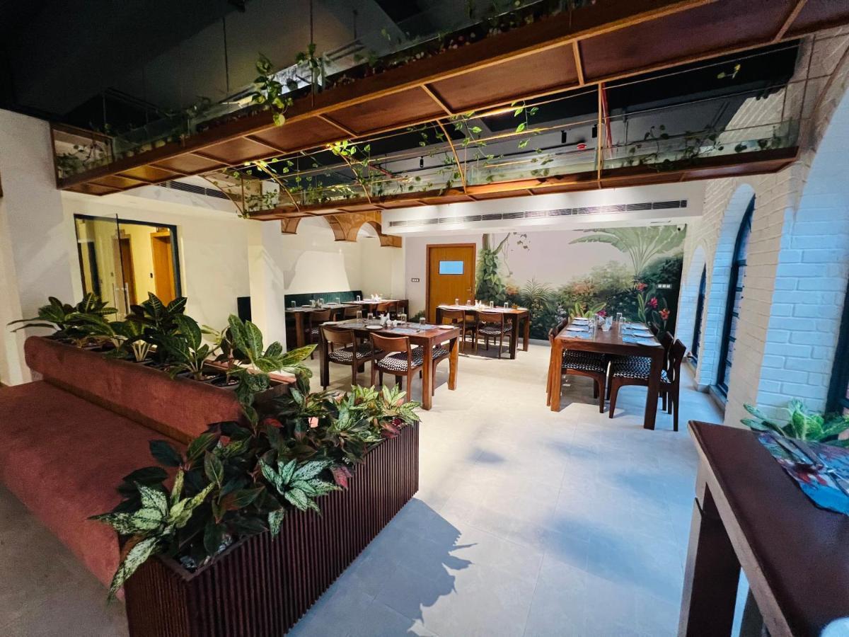 Hotel Seapark Kollam Eksteriør billede