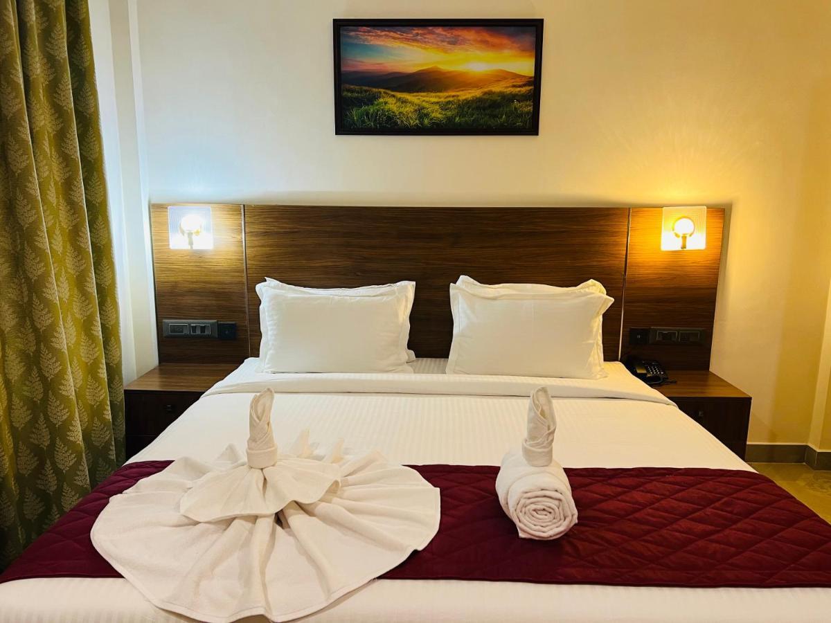 Hotel Seapark Kollam Eksteriør billede
