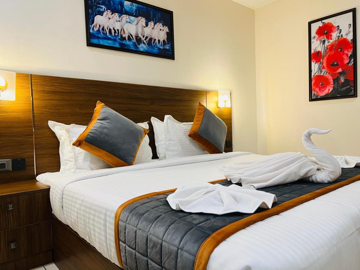 Hotel Seapark Kollam Eksteriør billede